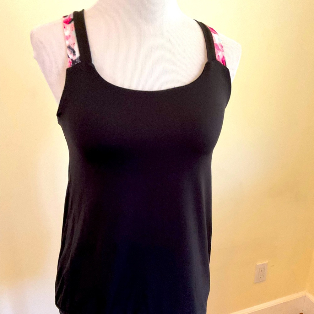 Womens Gaiam athletic top